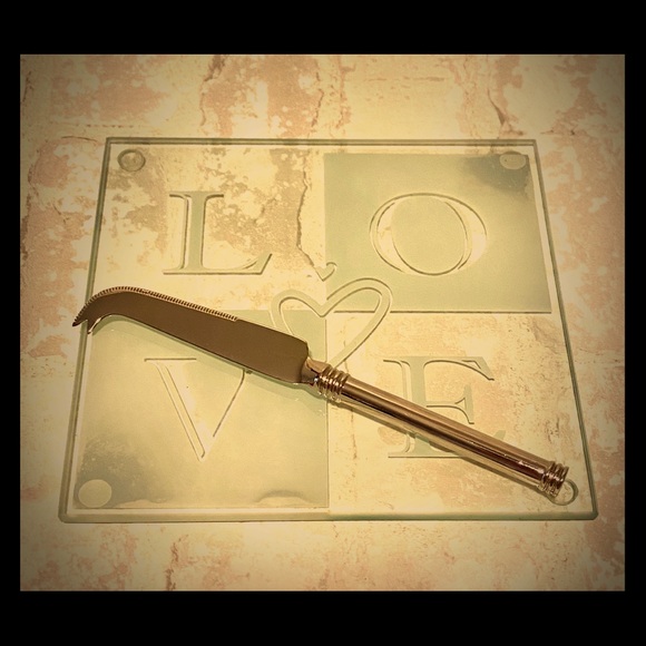 Glass cutting board - Picture 2 of 2